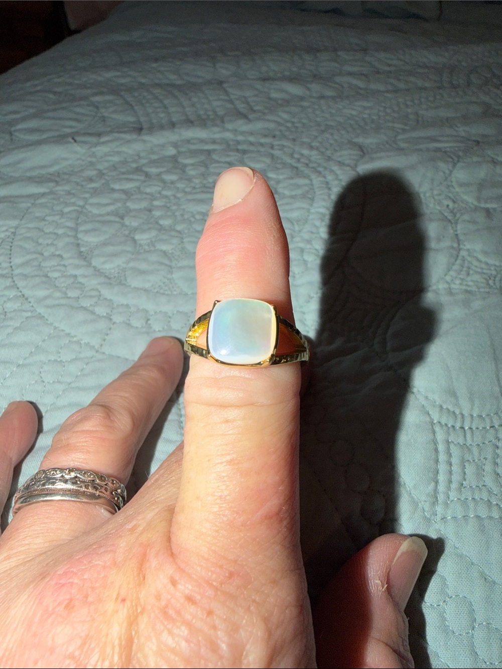 Source Unknown Gold-Tone Ring with Iridescent White Square Stone